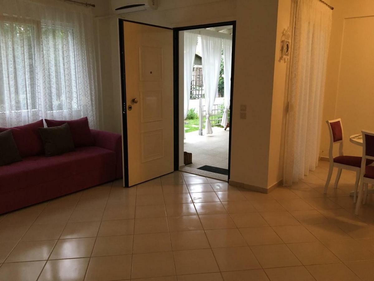 Apartamento Irina House Pefkohori Exterior foto
